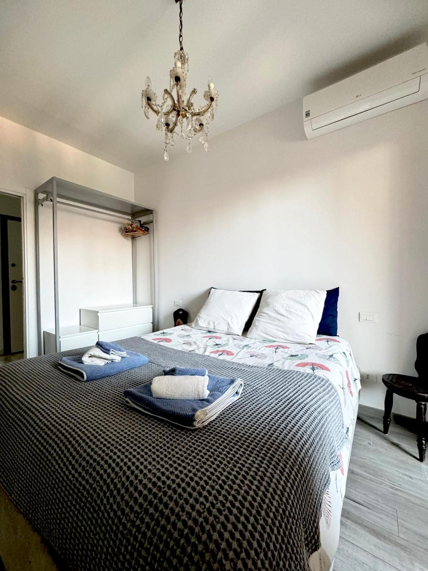 Home Stay And Relax In Milano Exteriör bild