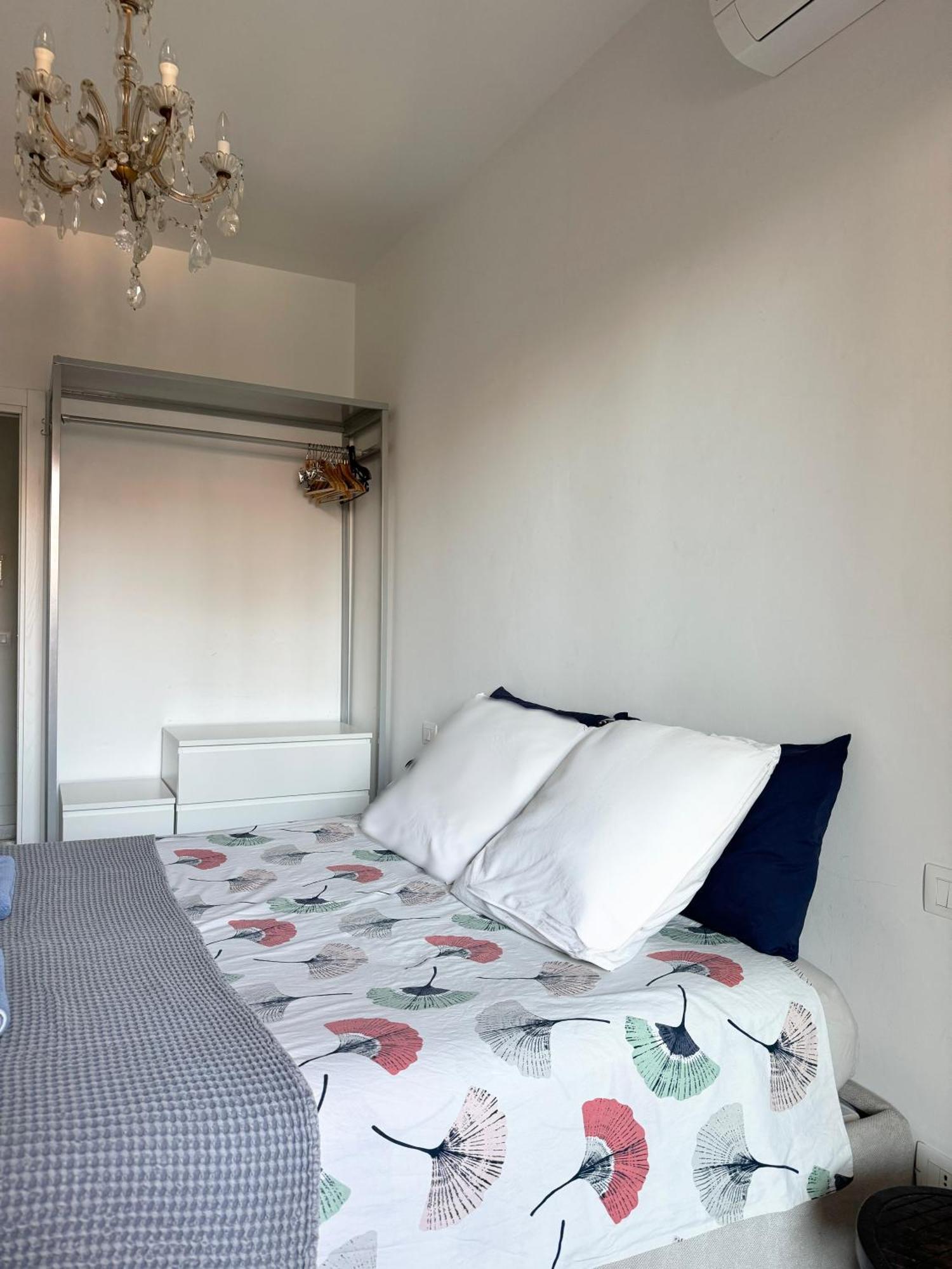 Home Stay And Relax In Milano Exteriör bild